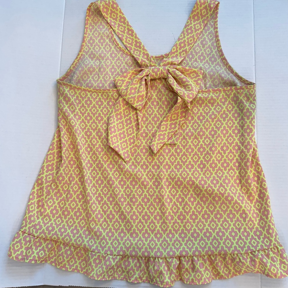 Peach Love California Ruffled Sleeveless Tank Top with Cute Back Bow Size Large